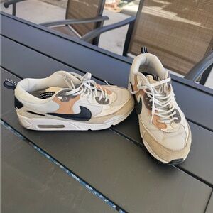 Nike Air Max Excee Cream/Tan/Black Woman Size 8.5